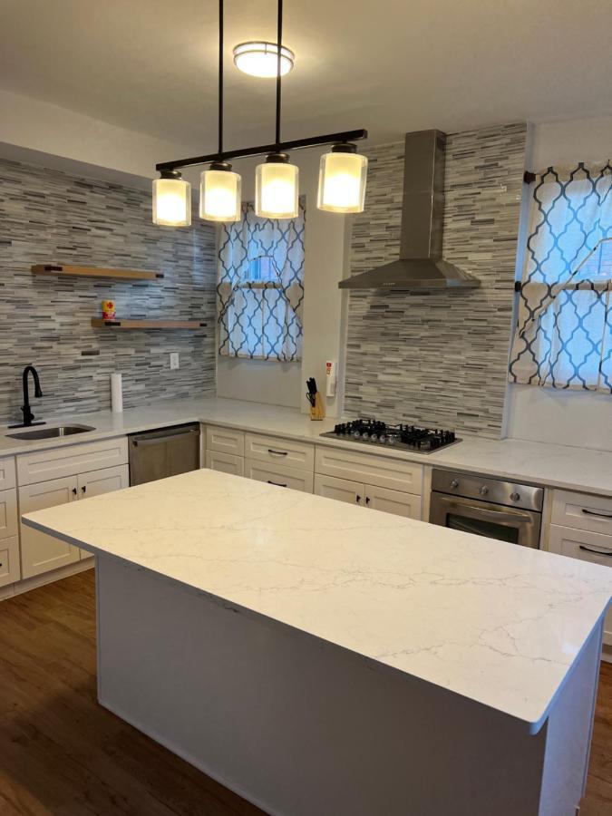 Luxurious Townhouse Near Nyc Villa นูวาร์ก ภายนอก รูปภาพ