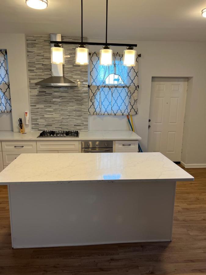 Luxurious Townhouse Near Nyc Villa นูวาร์ก ภายนอก รูปภาพ