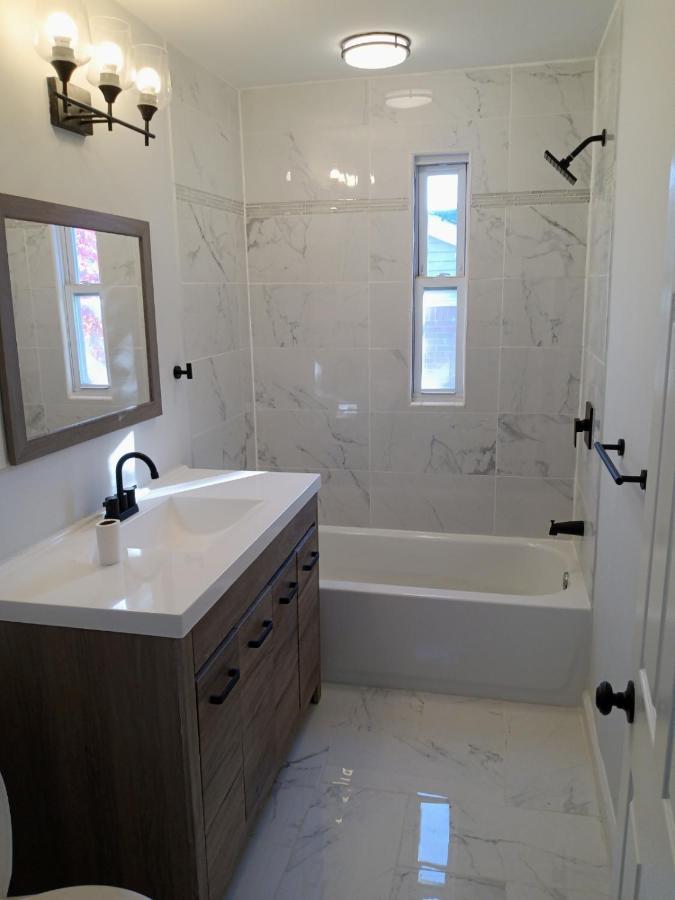 Luxurious Townhouse Near Nyc Villa นูวาร์ก ภายนอก รูปภาพ